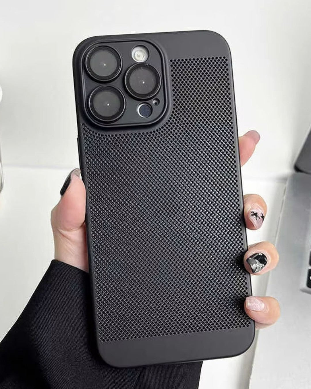 Mesh Grid Case For iPhone 16 Pro Max