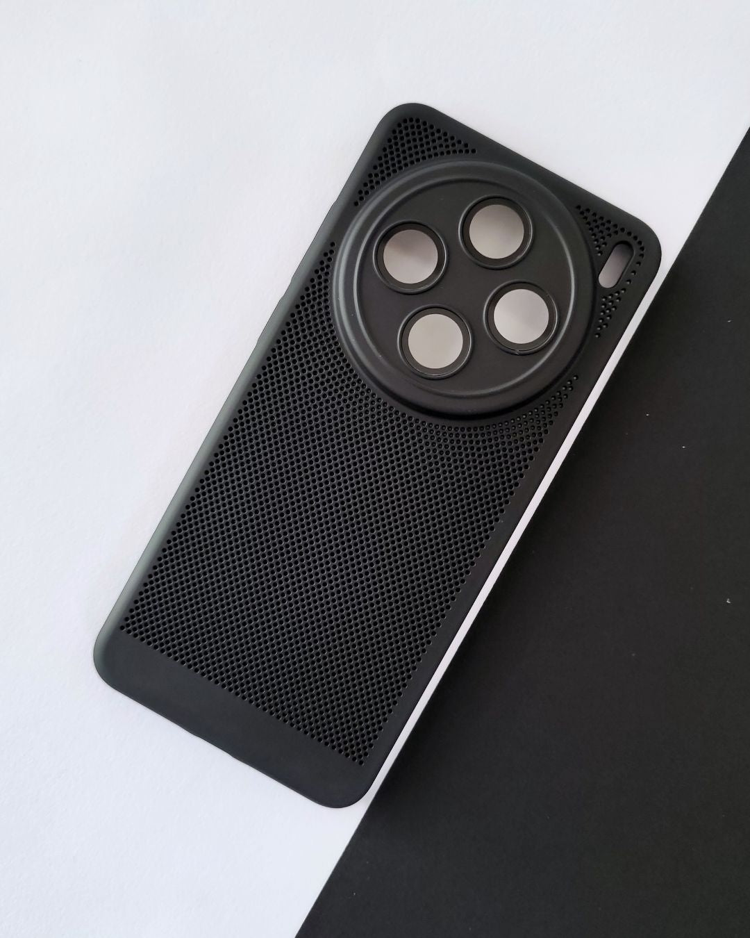 Mesh Grid Case For Vivo X200